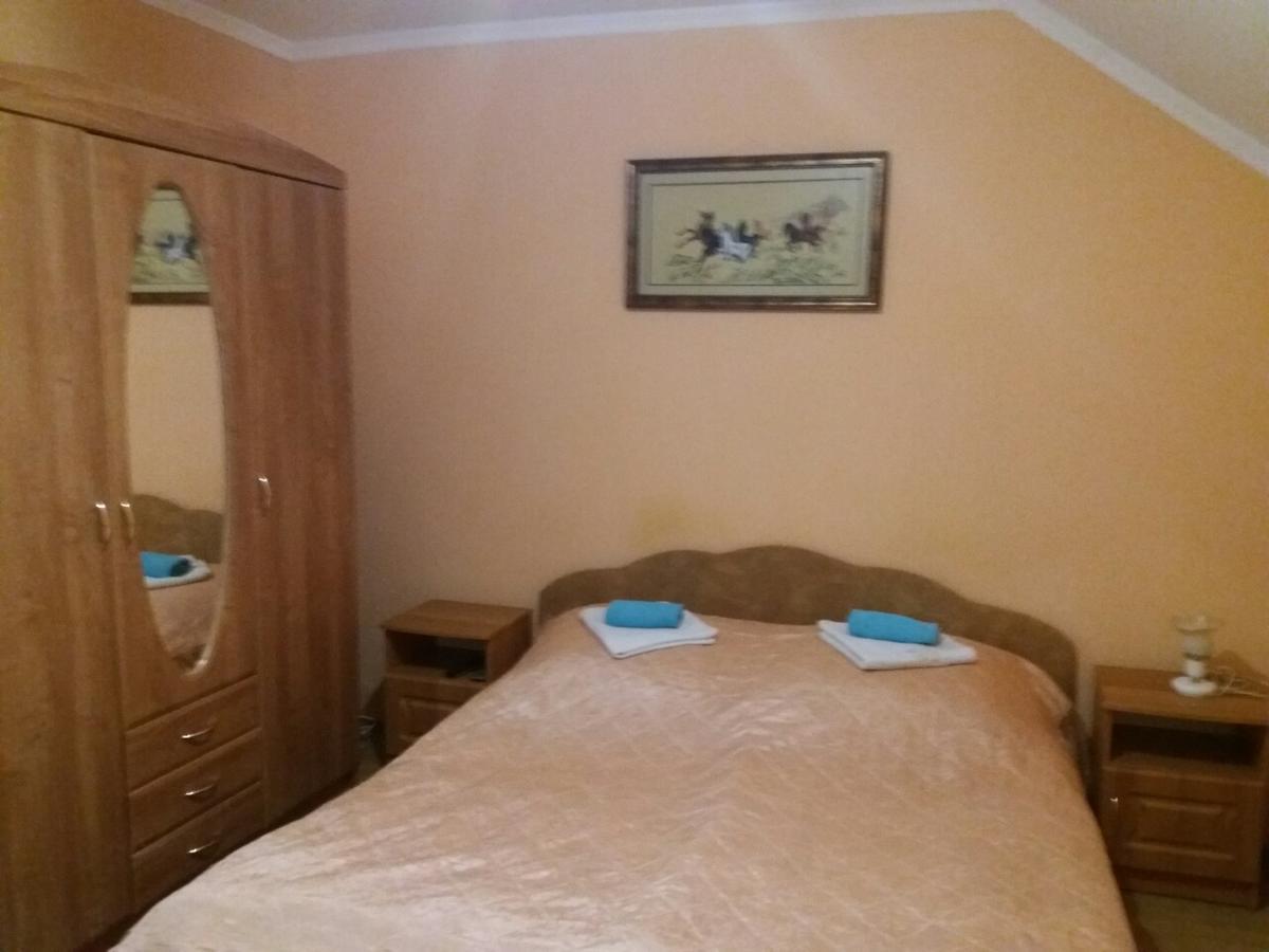 U Lyudmily Villa Karpaty Bagian luar foto